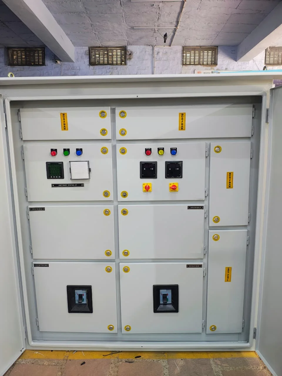 AUTOMATIC MAIN FAILURE PANEL panel